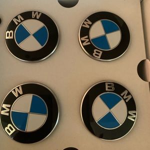 BMW floating center caps